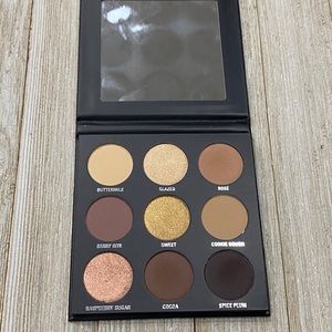 Kylie Cosmetics Sorta Sweet Palette
